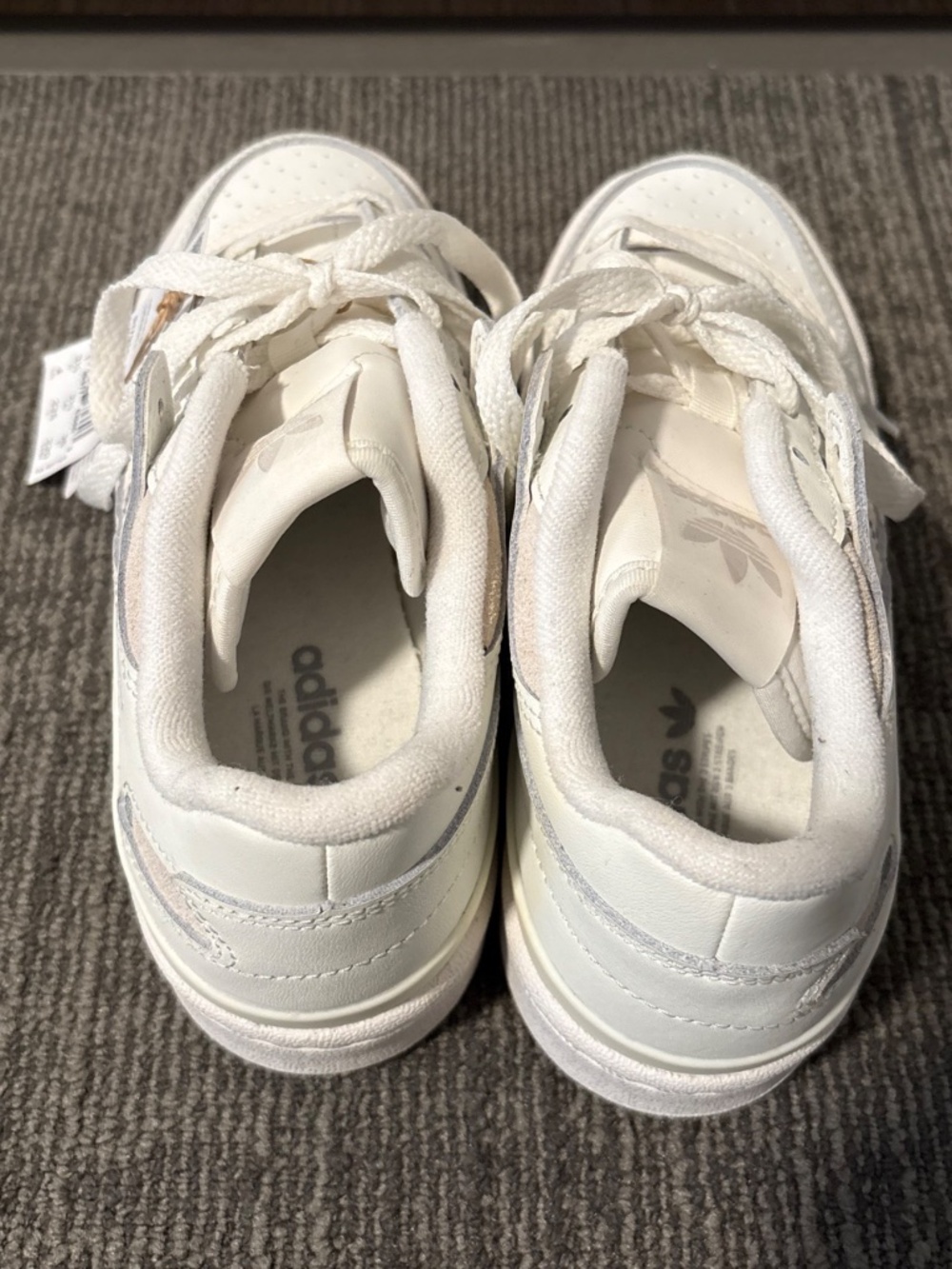 ADIDAS forum low cl brand new with tags size 4 - Picture 3 of 4